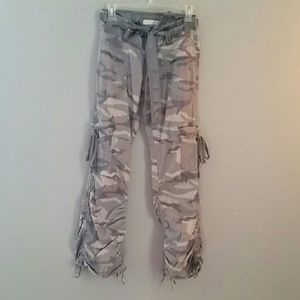 Vanilla Jeans Camouflage Pants Size 3